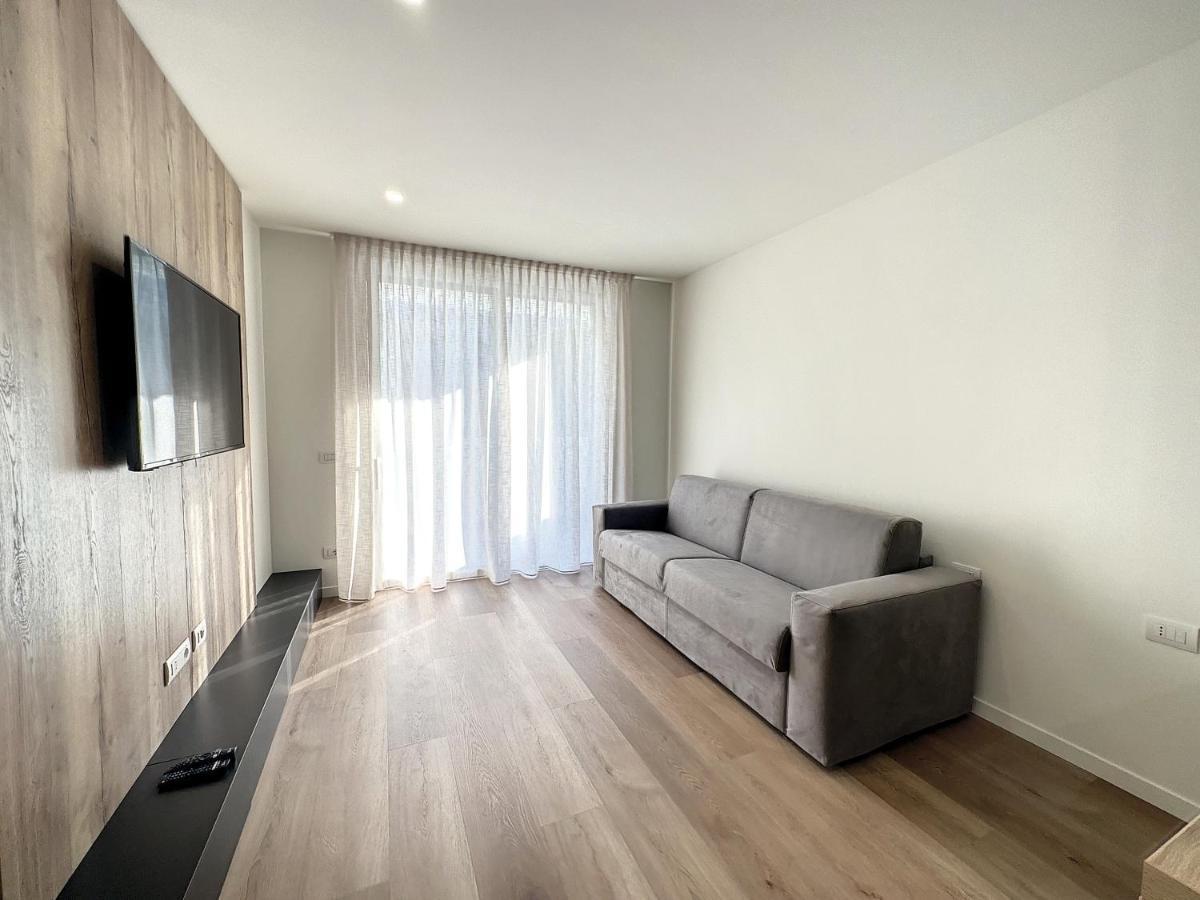 ריבה דל גארדה Ad Suite Apartment מראה חיצוני תמונה