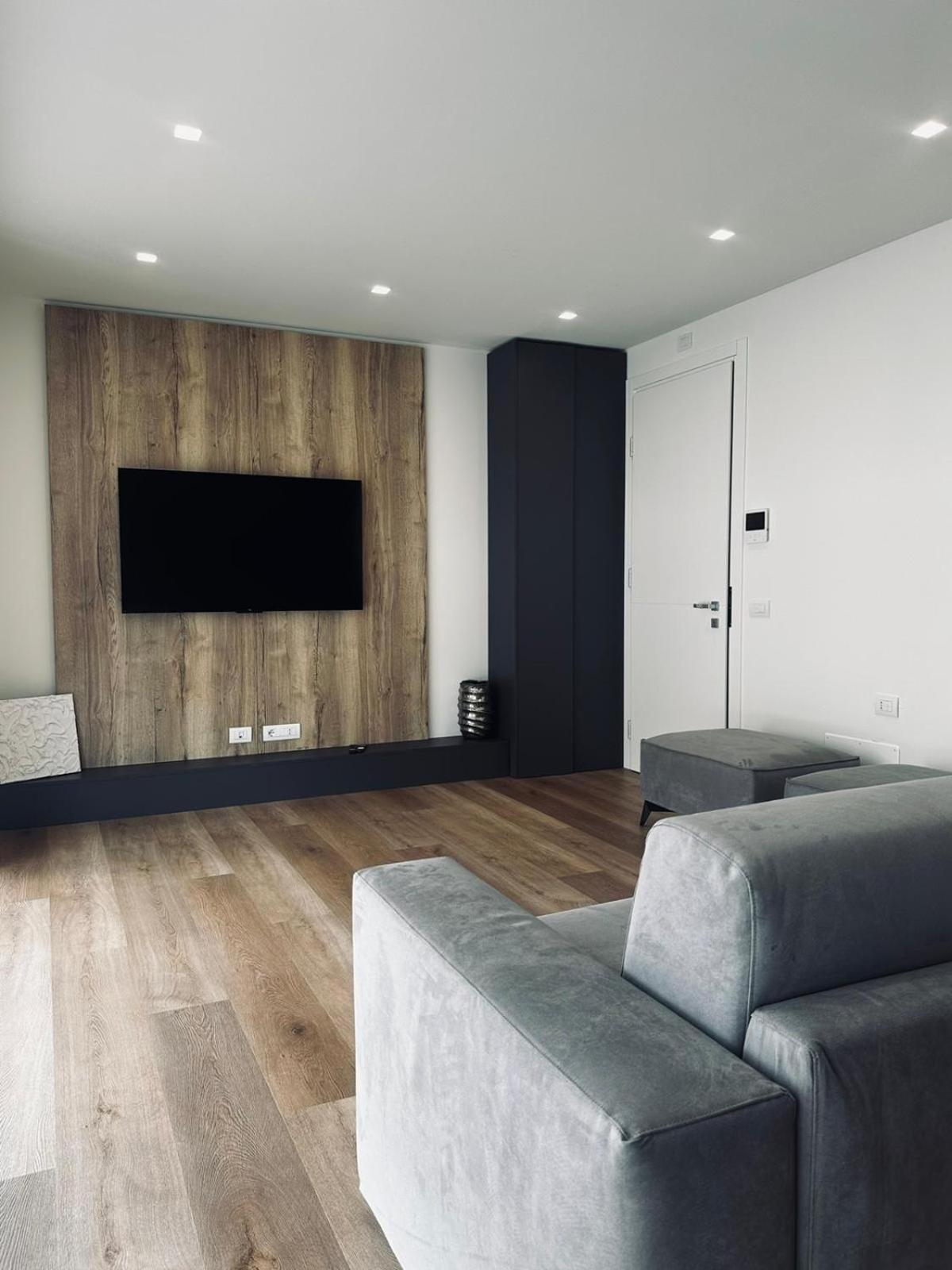 ריבה דל גארדה Ad Suite Apartment מראה חיצוני תמונה
