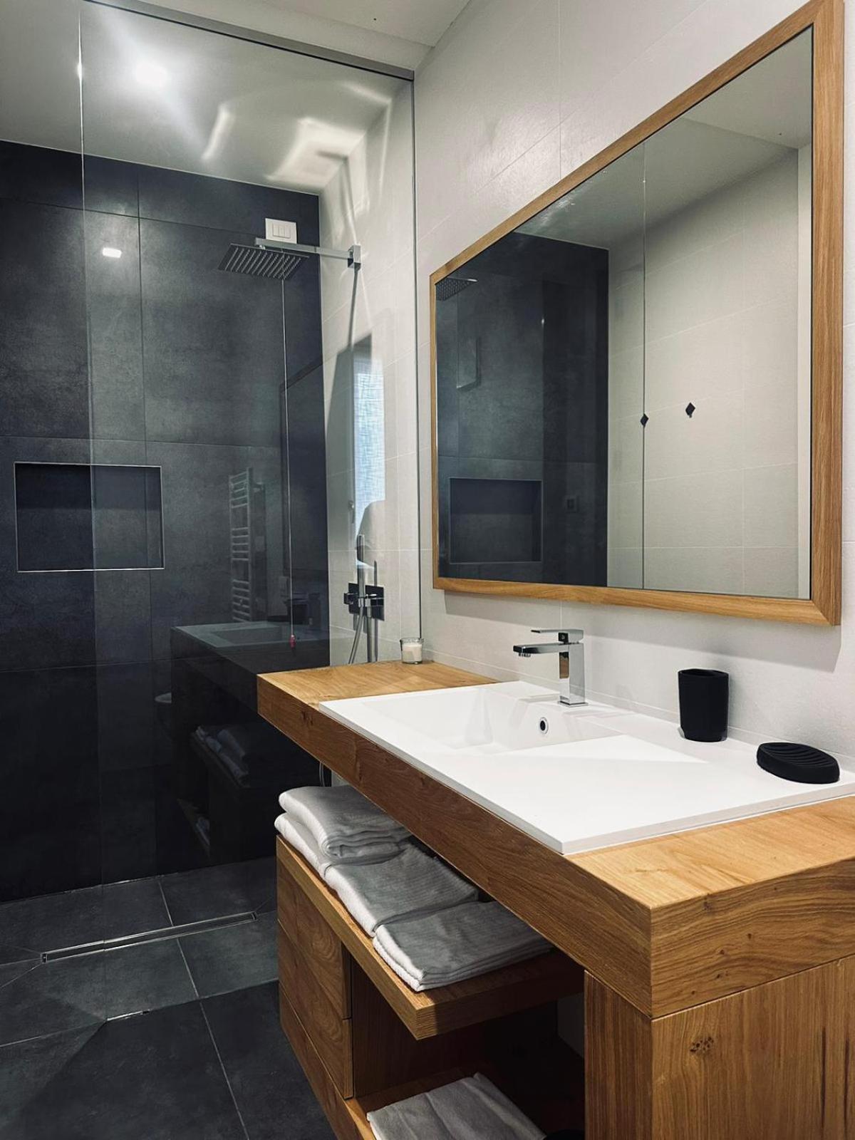 ריבה דל גארדה Ad Suite Apartment מראה חיצוני תמונה